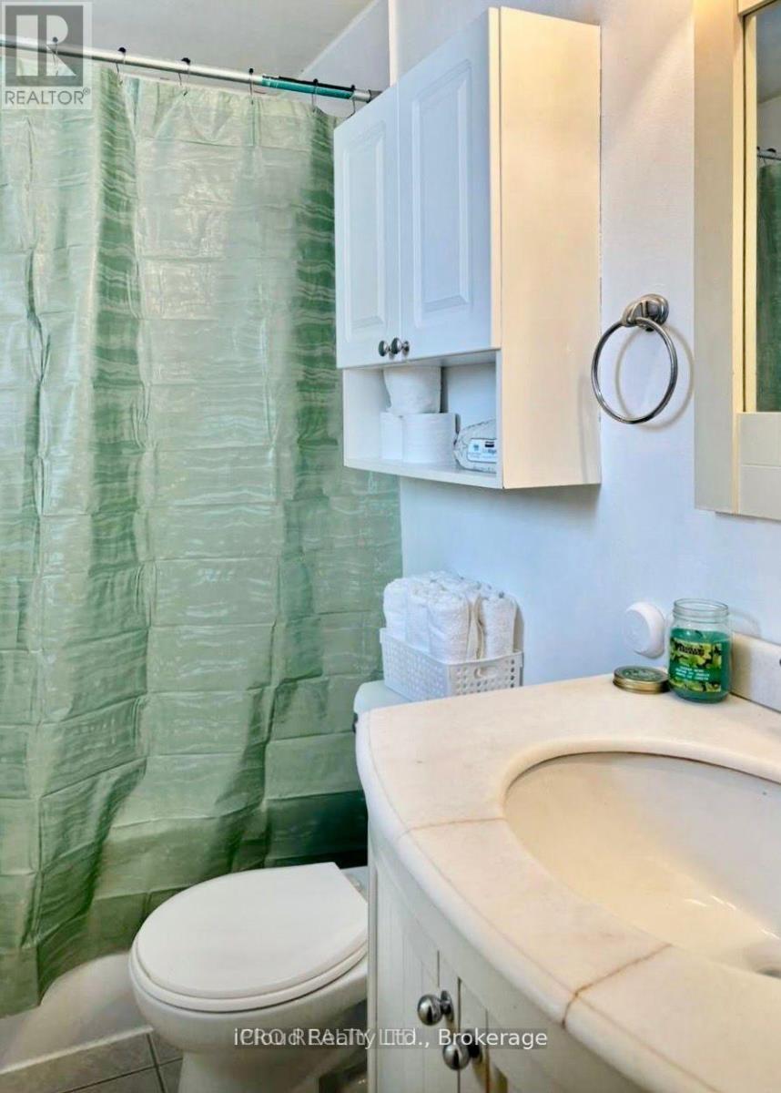 Room 2 - 252 William Roe Boulevard N, Newmarket, Ontario  L3Y 1B5 - Photo 16 - N12363767