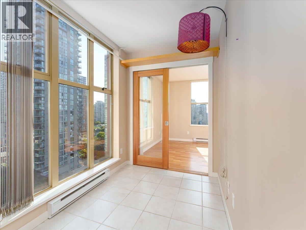 1406 989 Richards Street, Vancouver, British Columbia  V6B 6R6 - Photo 15 - R3040045