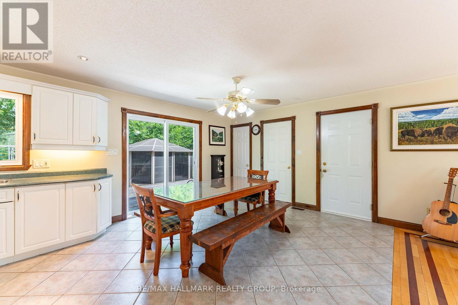 284 County 19 Road, Alfred And Plantagenet, Ontario  K0A 3K0 - Photo 13 - X12363782