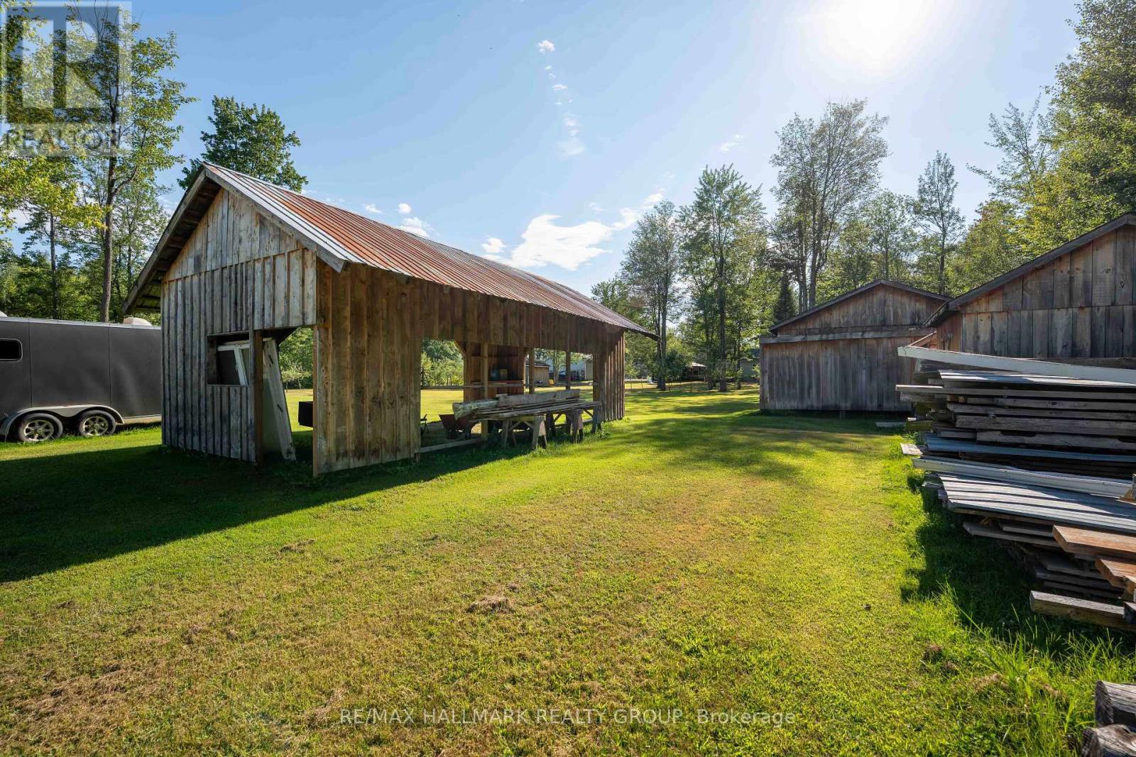 284 County 19 Road, Alfred And Plantagenet, Ontario  K0A 3K0 - Photo 38 - X12363782