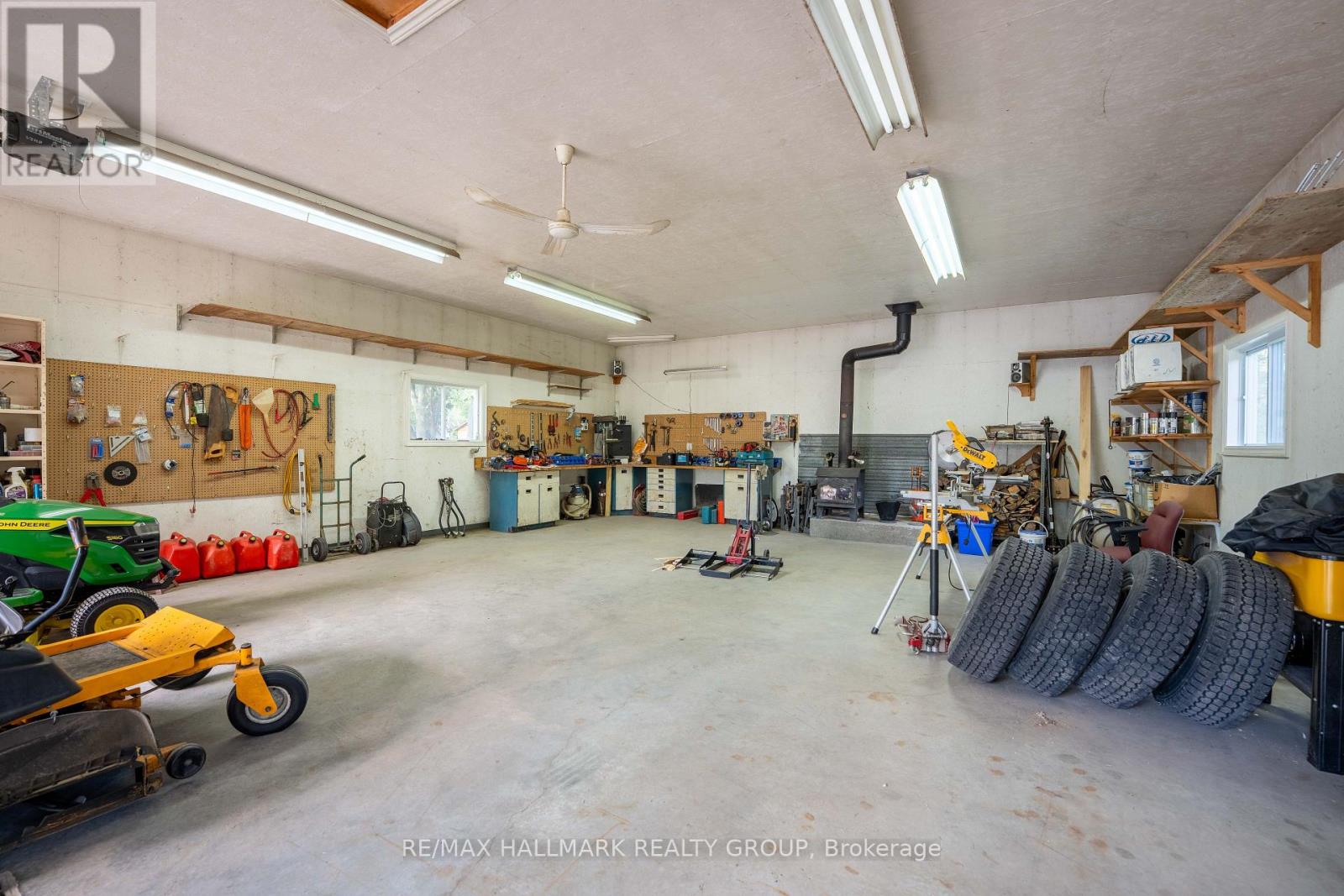 284 County 19 Road, Alfred And Plantagenet, Ontario  K0A 3K0 - Photo 48 - X12363782