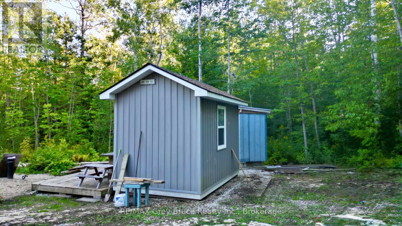 279 Barney's Boulevard, Northern Bruce Peninsula, Ontario  N0H 1Z0 - Photo 37 - X12363788
