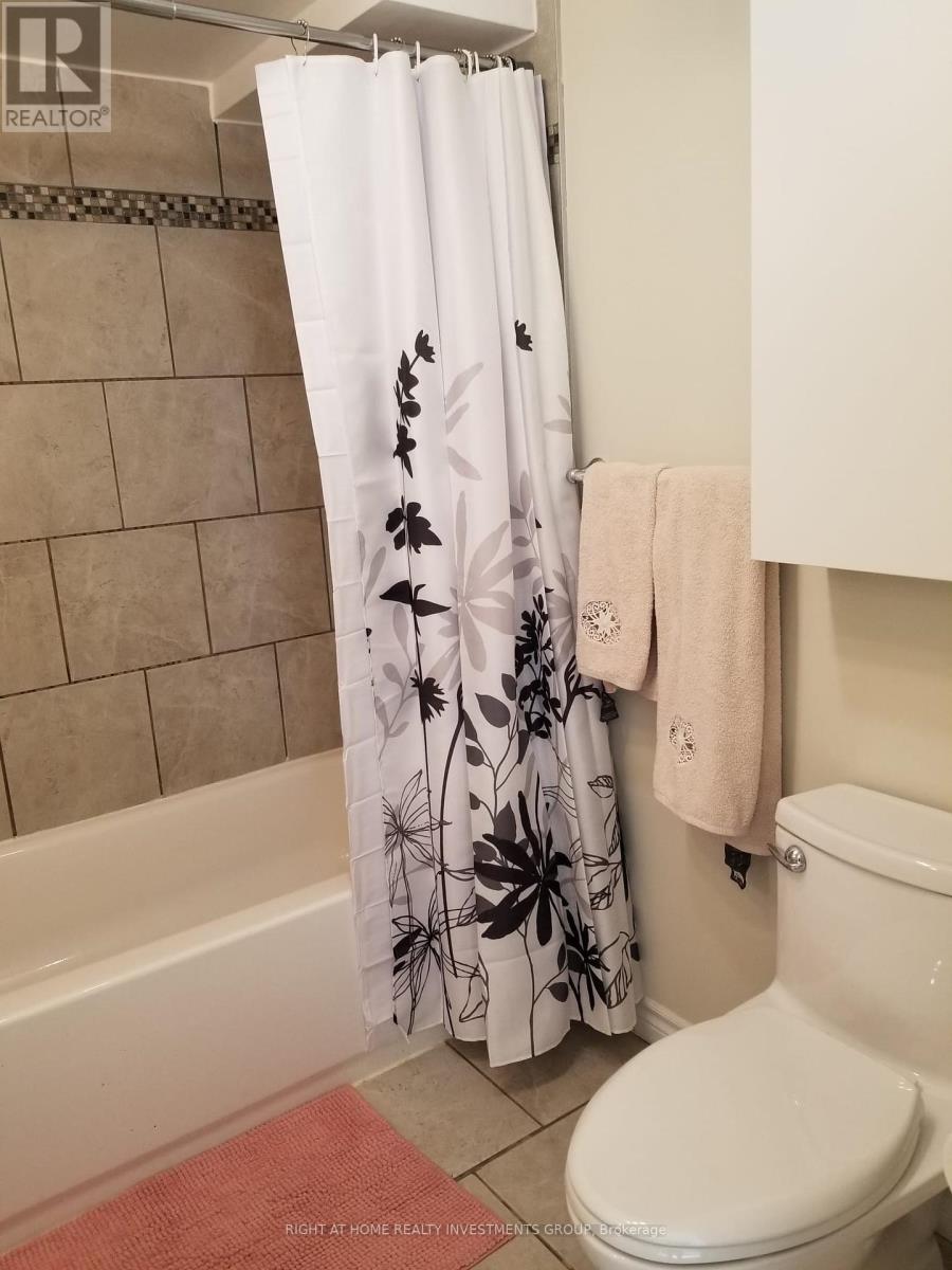15b Cundles Road E, Barrie, Ontario  L4M 5L1 - Photo 5 - S12363792