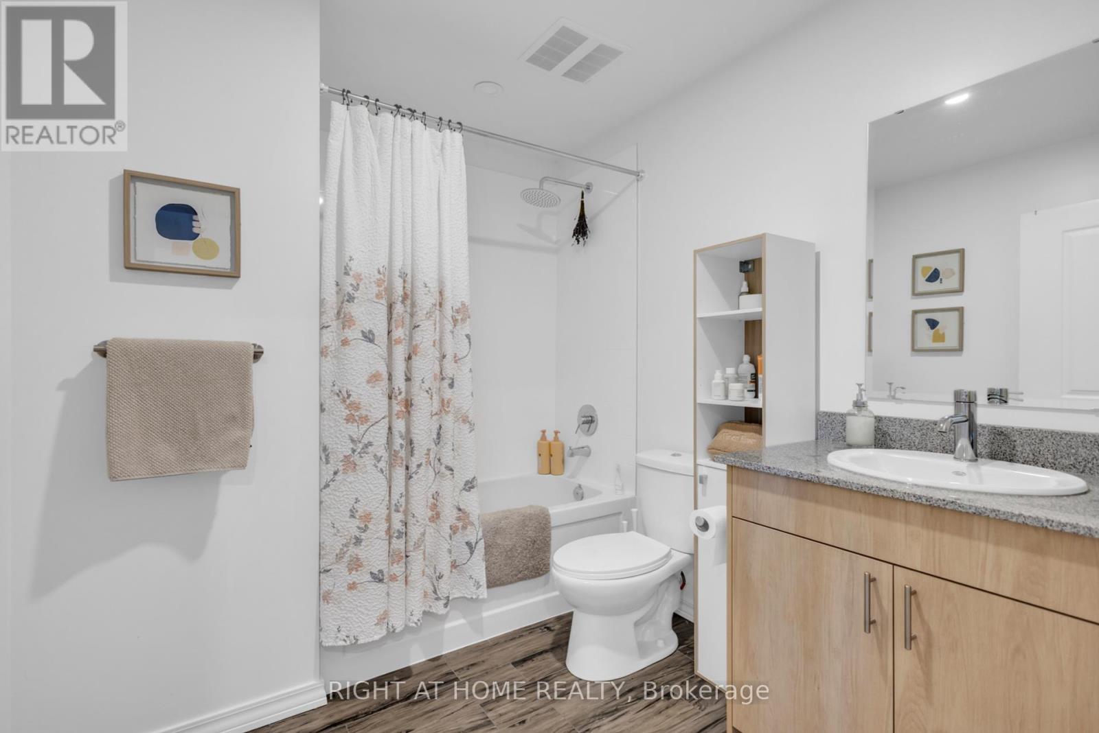 502c - 191 Elmira Street S, Guelph, Ontario  N1K 0E5 - Photo 6 - X12363790