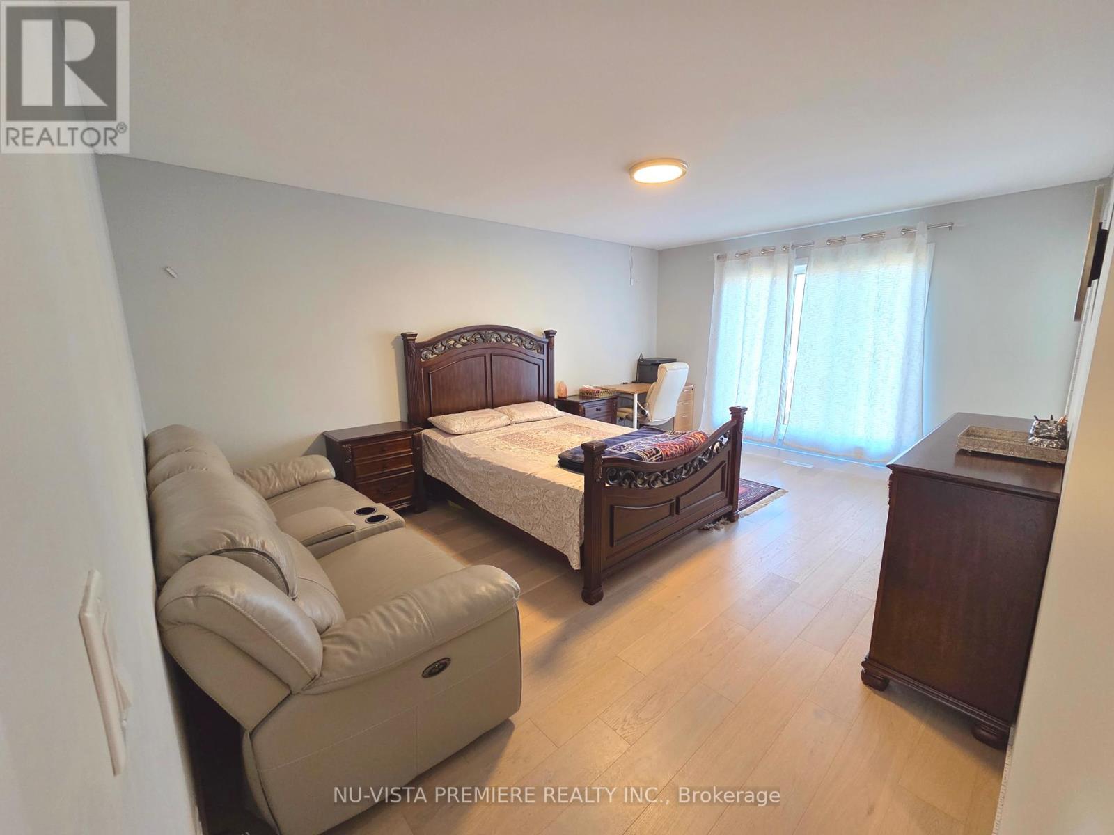 184 Doan Drive, Middlesex Centre, Ontario  N0L 1R0 - Photo 22 - X12363814