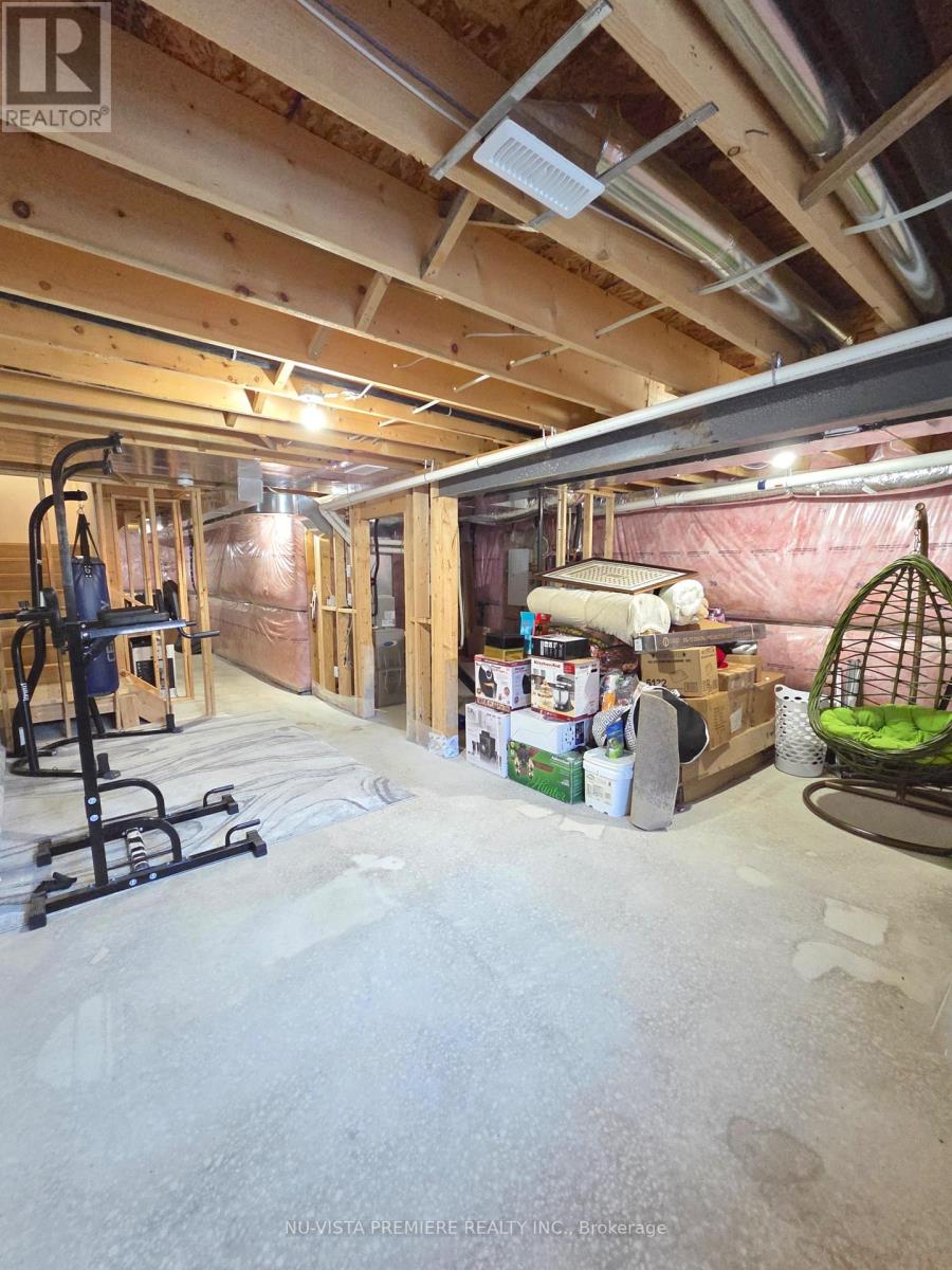 184 Doan Drive, Middlesex Centre, Ontario  N0L 1R0 - Photo 32 - X12363814