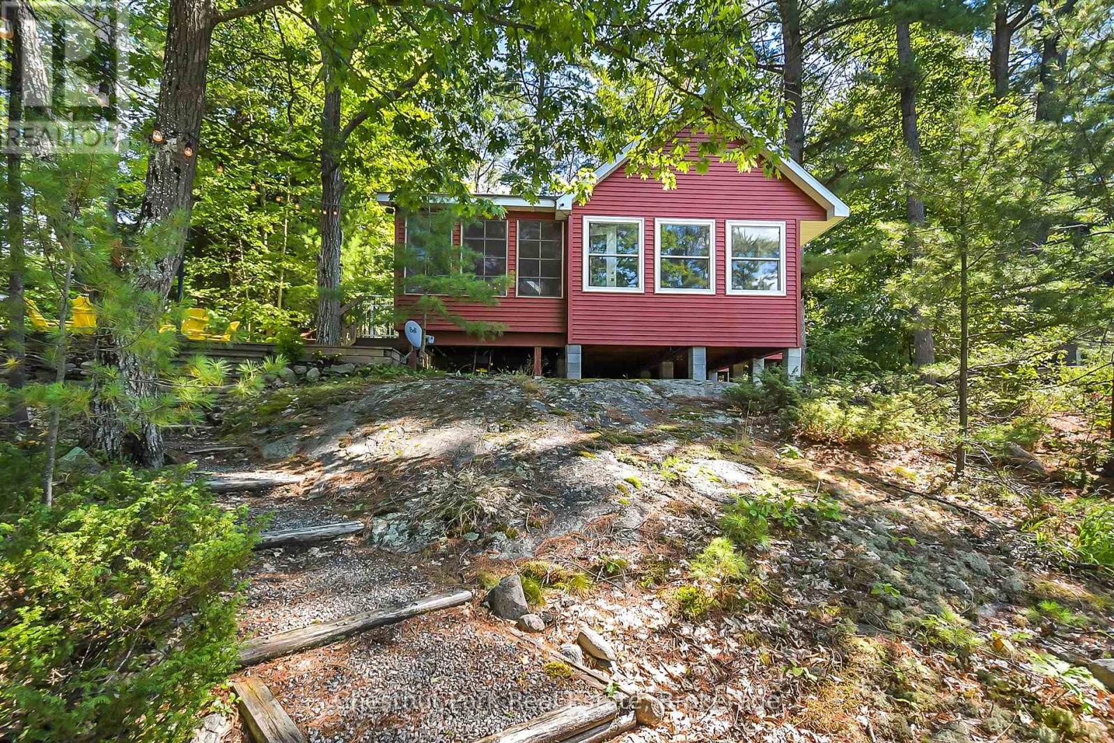 86 Taylor Island, Gravenhurst, Ontario  P1P 1R2 - Photo 17 - X12363817