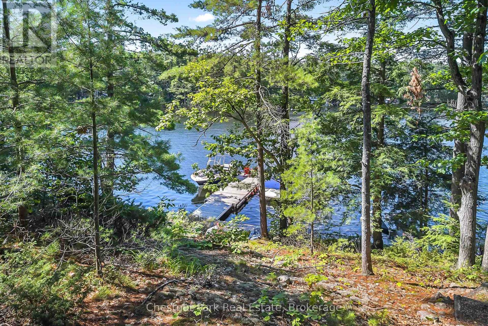 86 Taylor Island, Gravenhurst, Ontario  P1P 1R2 - Photo 18 - X12363817