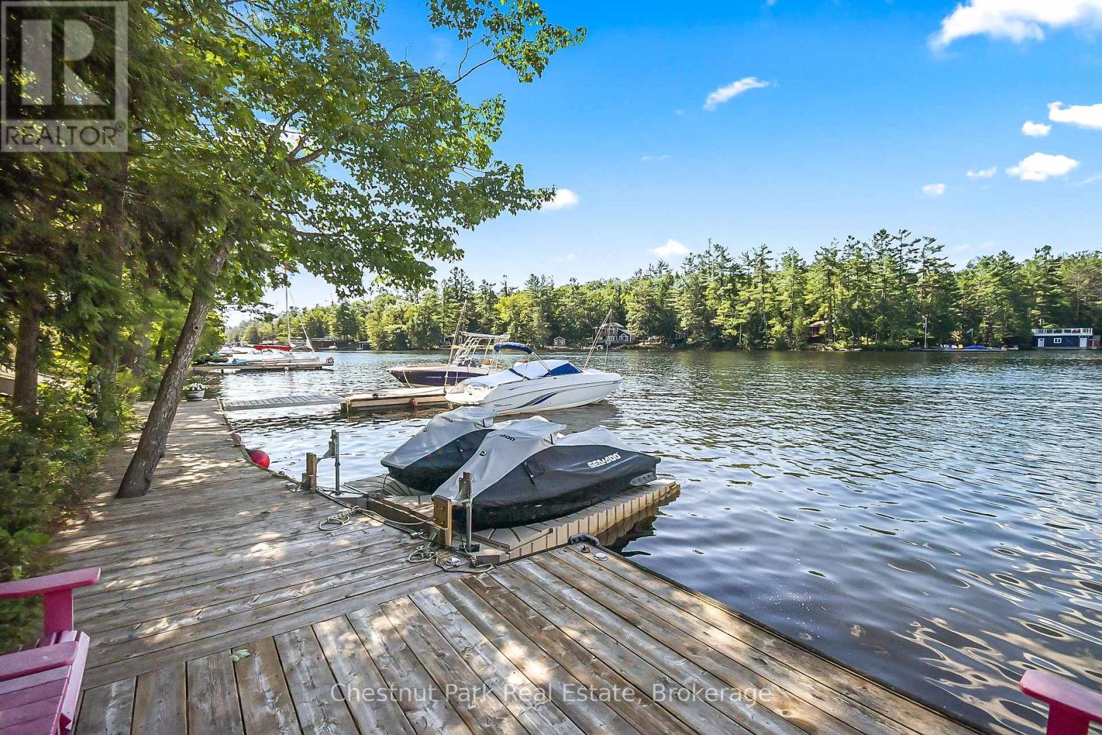 86 Taylor Island, Gravenhurst, Ontario  P1P 1R2 - Photo 2 - X12363817