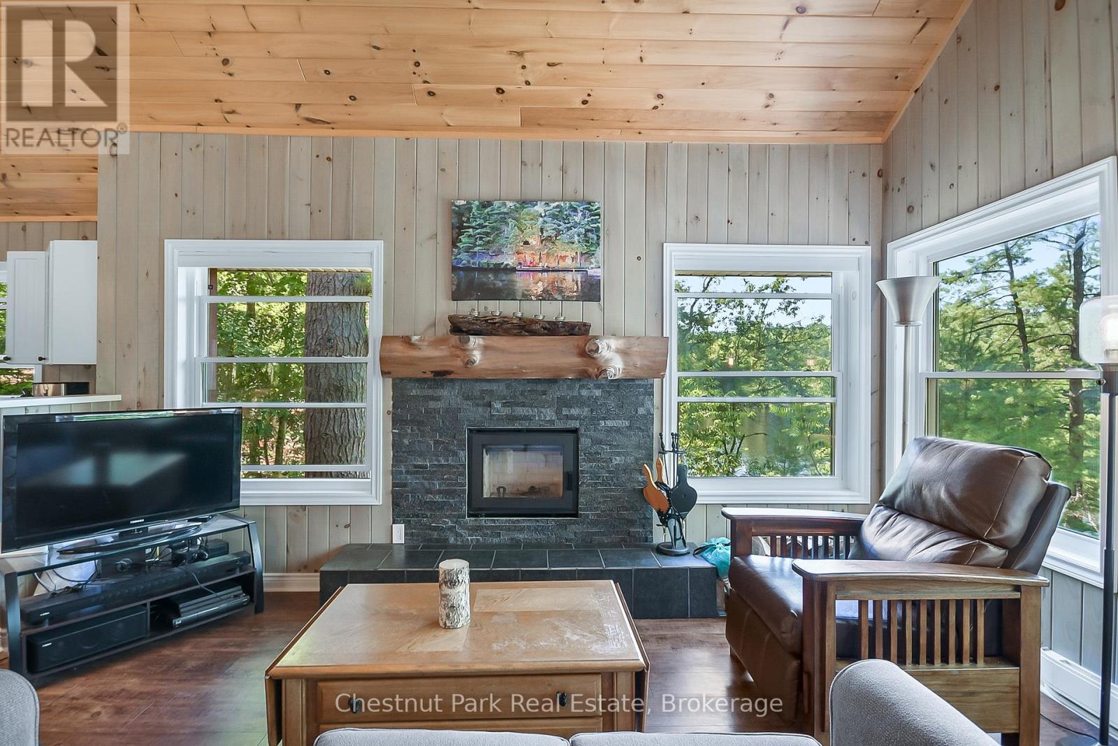 86 Taylor Island, Gravenhurst, Ontario  P1P 1R2 - Photo 27 - X12363817