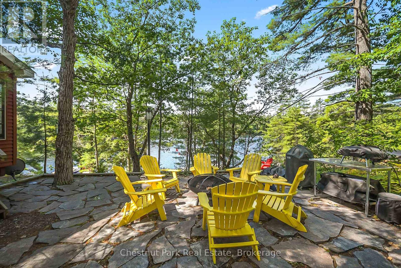 86 Taylor Island, Gravenhurst, Ontario  P1P 1R2 - Photo 3 - X12363817