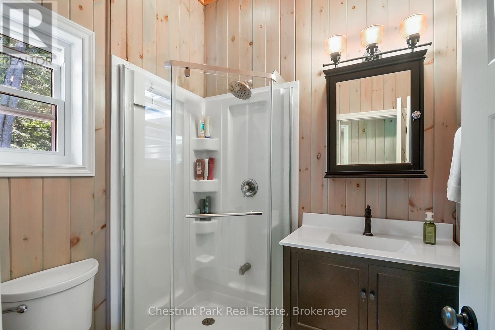 86 Taylor Island, Gravenhurst, Ontario  P1P 1R2 - Photo 31 - X12363817