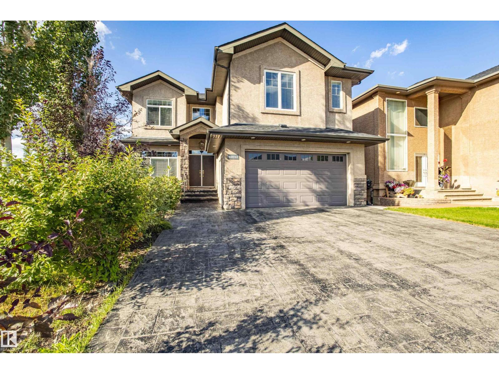 10842 175a Av Nw, Edmonton, Alberta  T5X 0B8 - Photo 3 - E4454666
