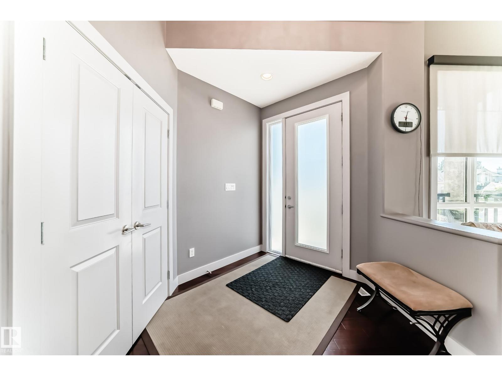3304 Mccall Co Nw, Edmonton, Alberta  T6R 3V3 - Photo 3 - E4454667