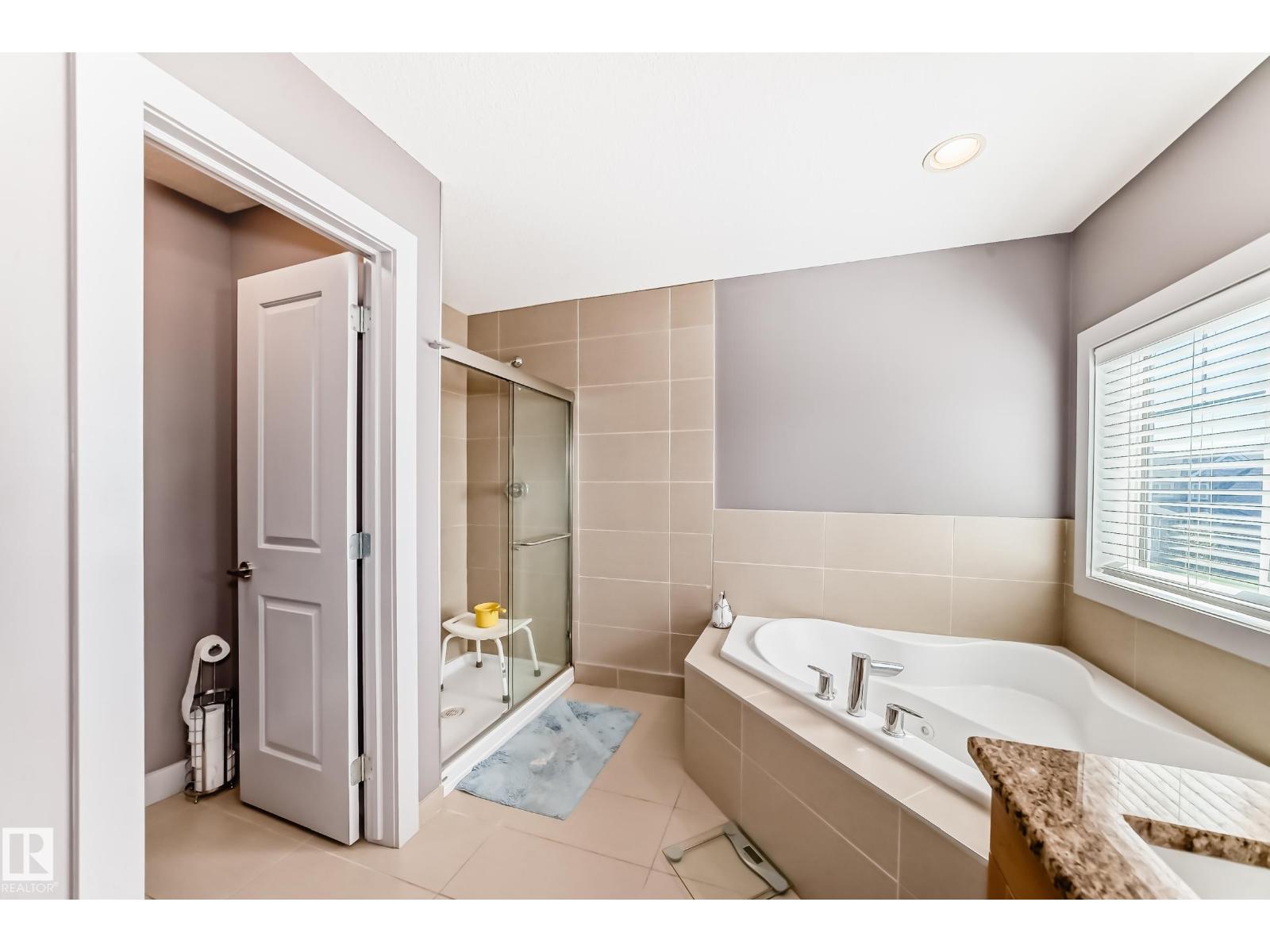 3304 Mccall Co Nw, Edmonton, Alberta  T6R 3V3 - Photo 39 - E4454667