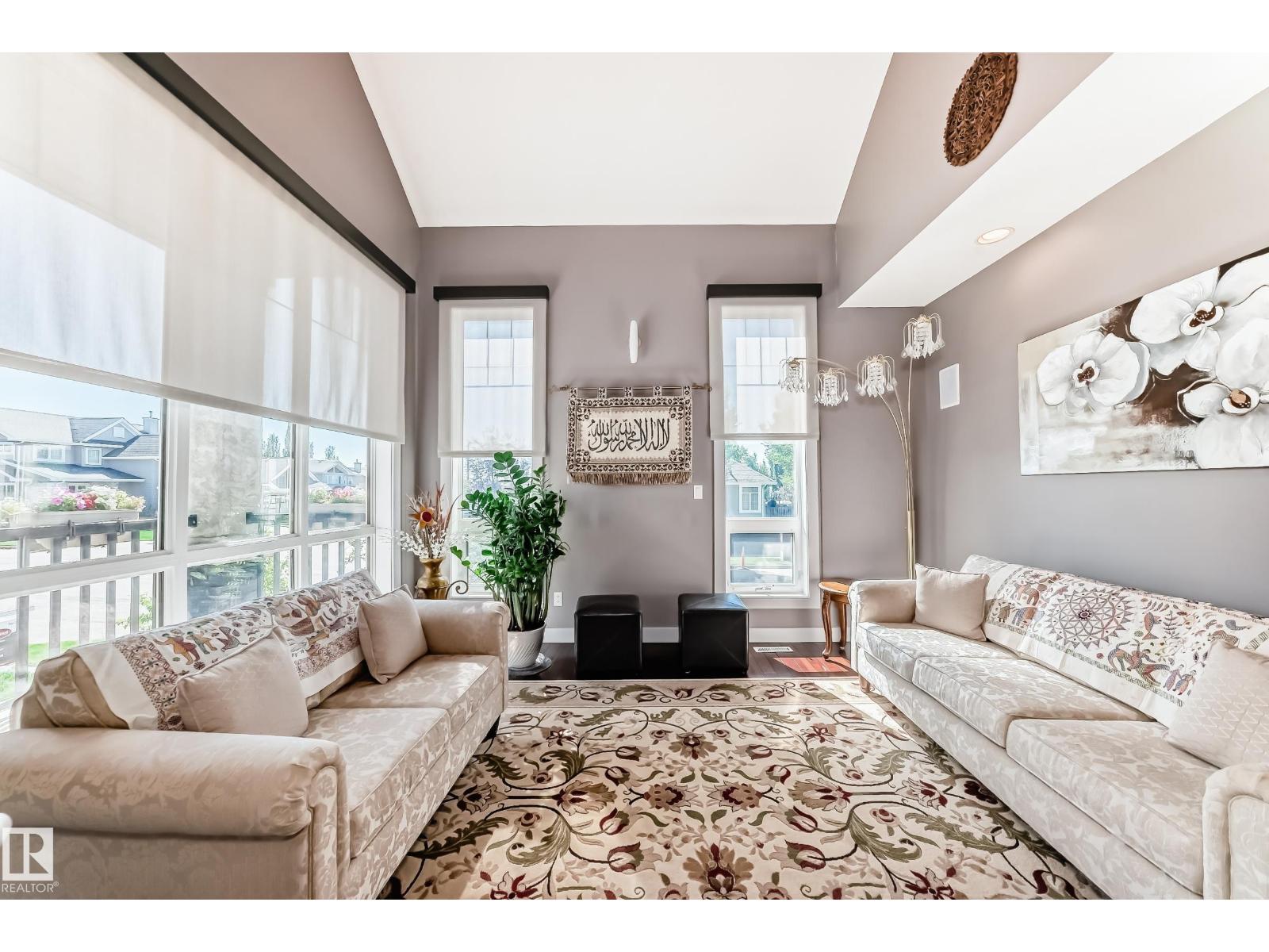 3304 Mccall Co Nw, Edmonton, Alberta  T6R 3V3 - Photo 4 - E4454667