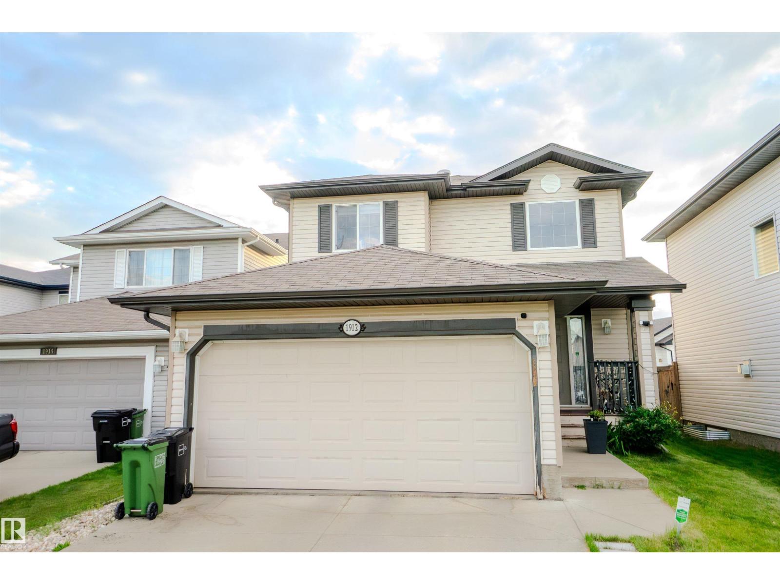 1912 Hammond Place Nw, Edmonton, Alberta  T6M 0K3 - Photo 3 - E4454669