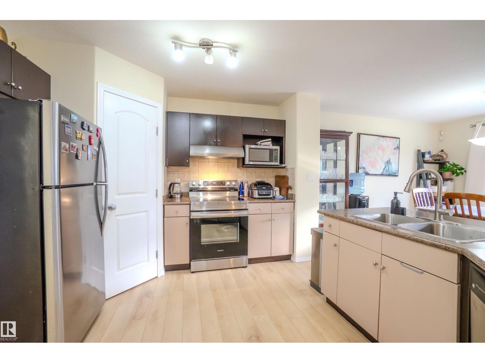 1912 Hammond Place Nw, Edmonton, Alberta  T6M 0K3 - Photo 6 - E4454669