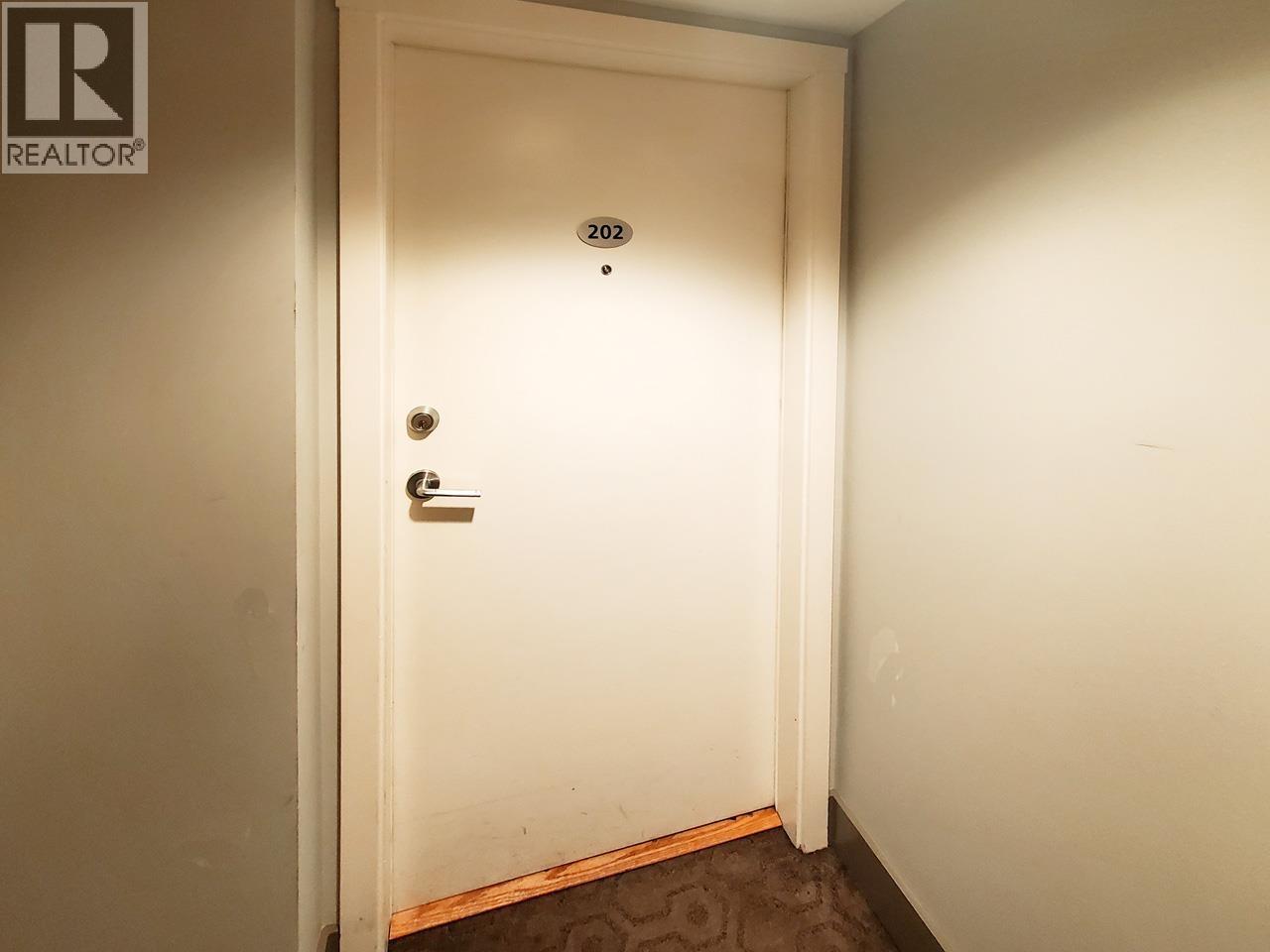 202 1919 Wylie Street, Vancouver, British Columbia  V5Y 0E7 - Photo 4 - R3038573