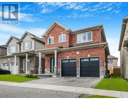 10 MOSES CRESCENT, Clarington, Ontario