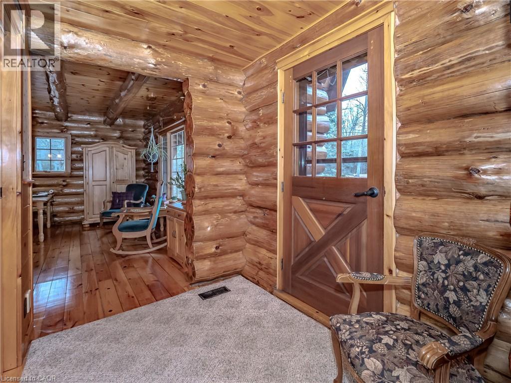 1696 Highway 118 E, Bracebridge, Ontario  P1L 1X1 - Photo 12 - 40762636