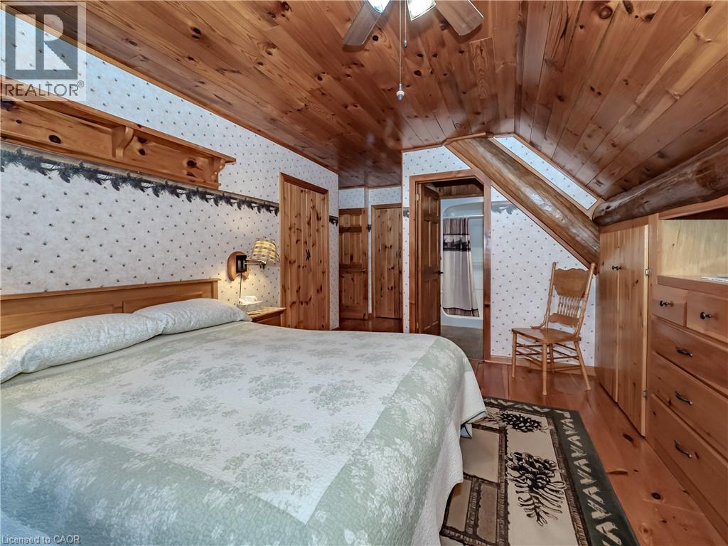 1696 Highway 118 E, Bracebridge, Ontario  P1L 1X1 - Photo 20 - 40762636