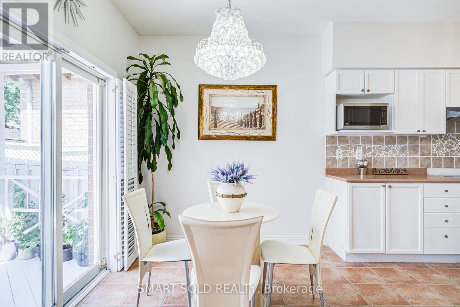40 Tuscana Boulevard, Vaughan, Ontario  L4K 5J2 - Photo 13 - N12363863