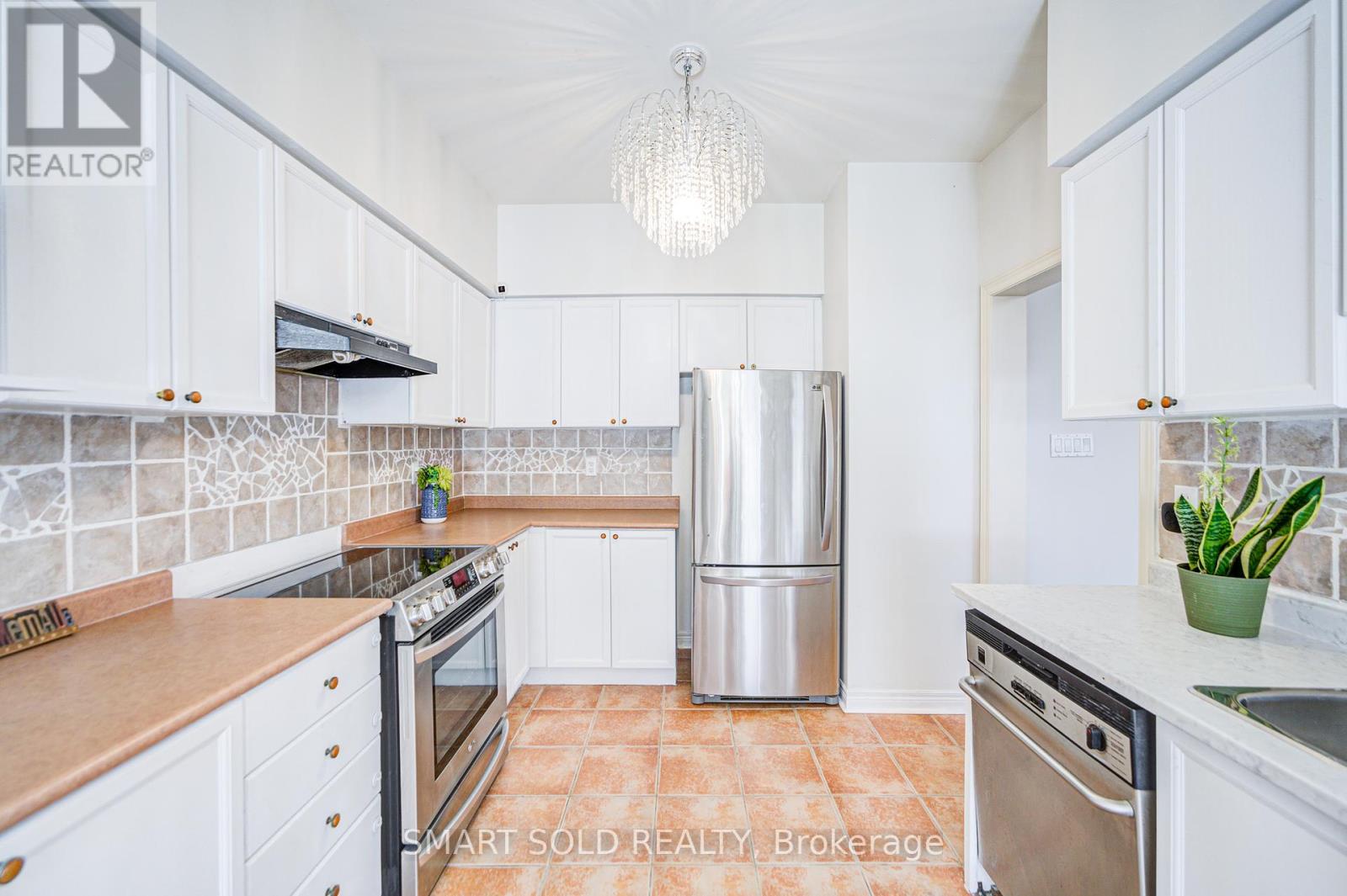 40 Tuscana Boulevard, Vaughan, Ontario  L4K 5J2 - Photo 15 - N12363863