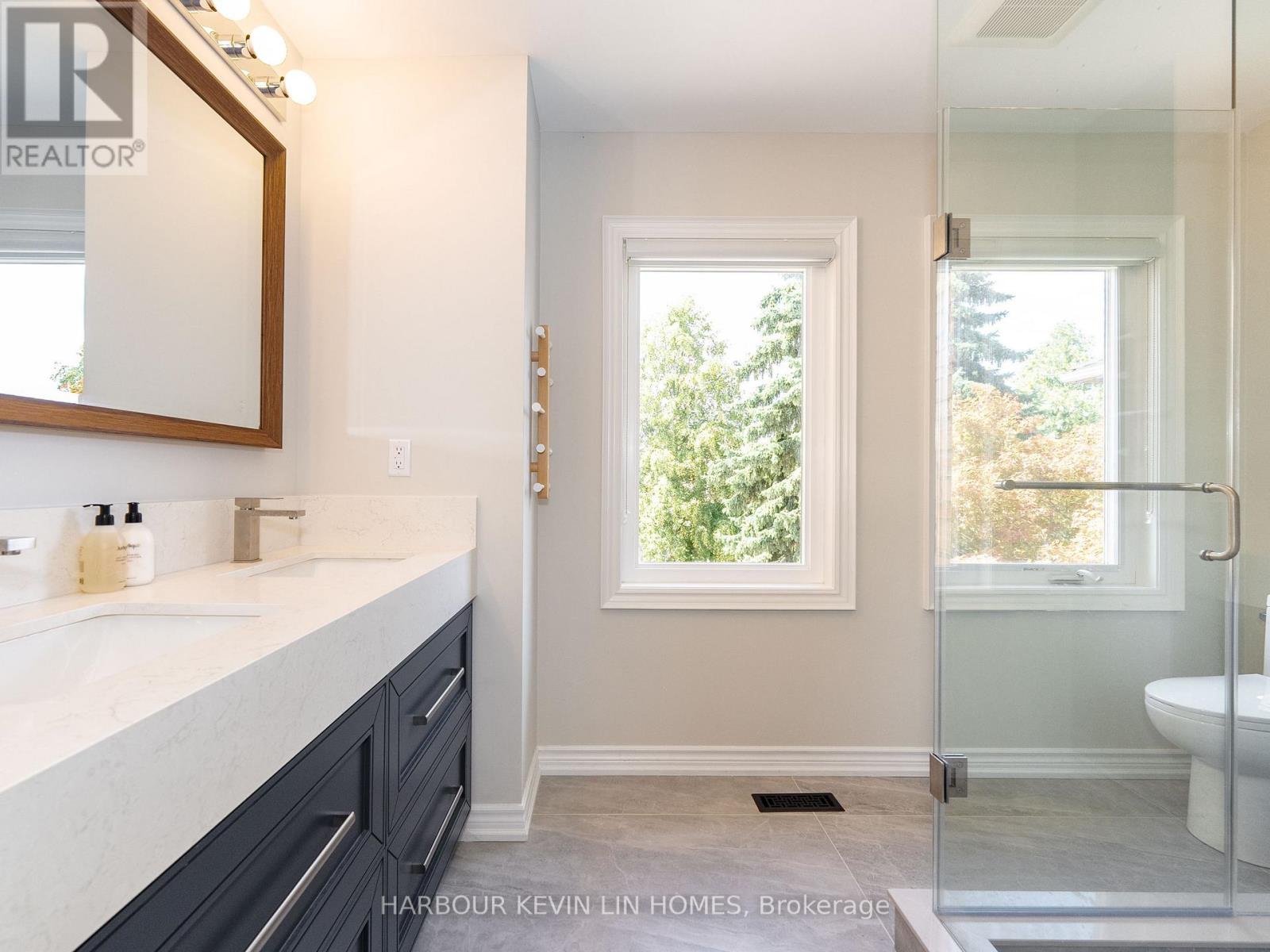 9 Dalewood Drive, Richmond Hill, Ontario  L4B 3C3 - Photo 41 - N12363868