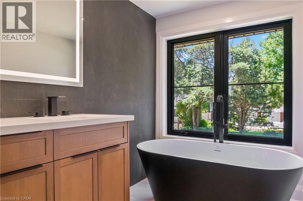 319 Beechfield Road, Oakville, Ontario  L6J 5H9 - Photo 25 - 40763135