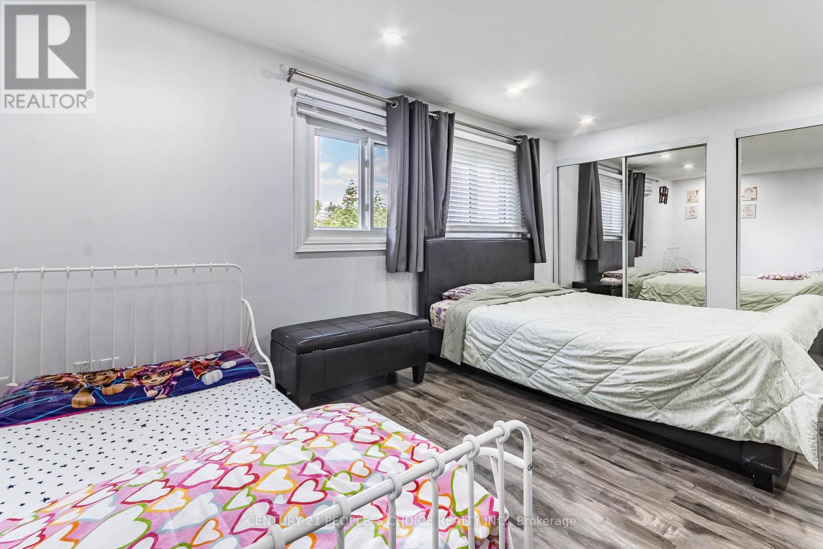 31 - 31 Mccallum Court N, Brampton, Ontario  L6W 3M4 - Photo 6 - W12363856