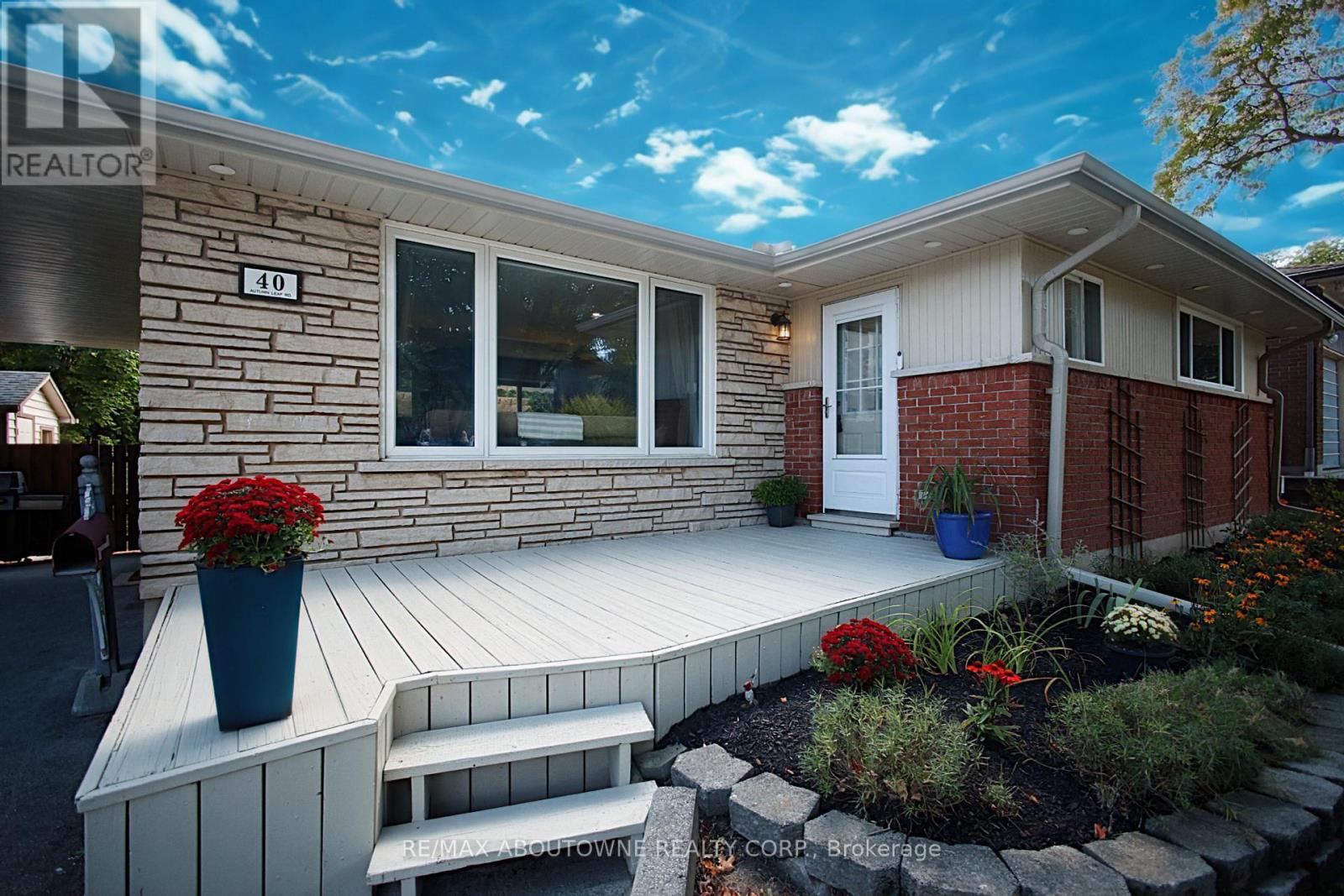 Property at 40 AUTUMN LEAF ROAD image 3