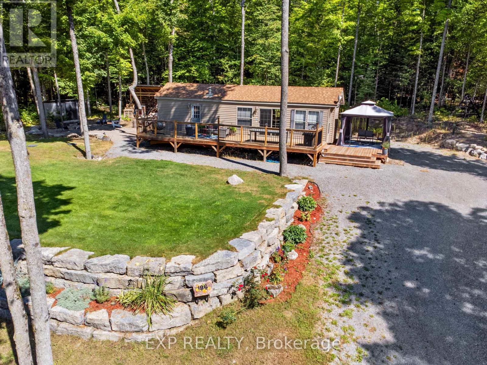 196 MAPLE GROVE LANE, North Algona Wilberforce, Ontario