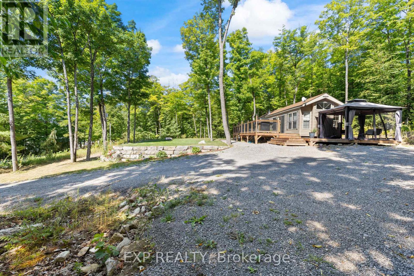 196 Maple Grove Lane, North Algona Wilberforce, Ontario  K0J 1T0 - Photo 6 - X12363911