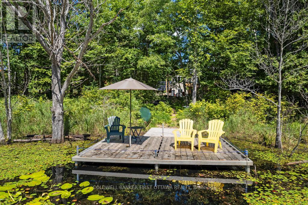 4031 Bolingbroke Road, Tay Valley, Ontario  K0H 2B0 - Photo 35 - X12363916