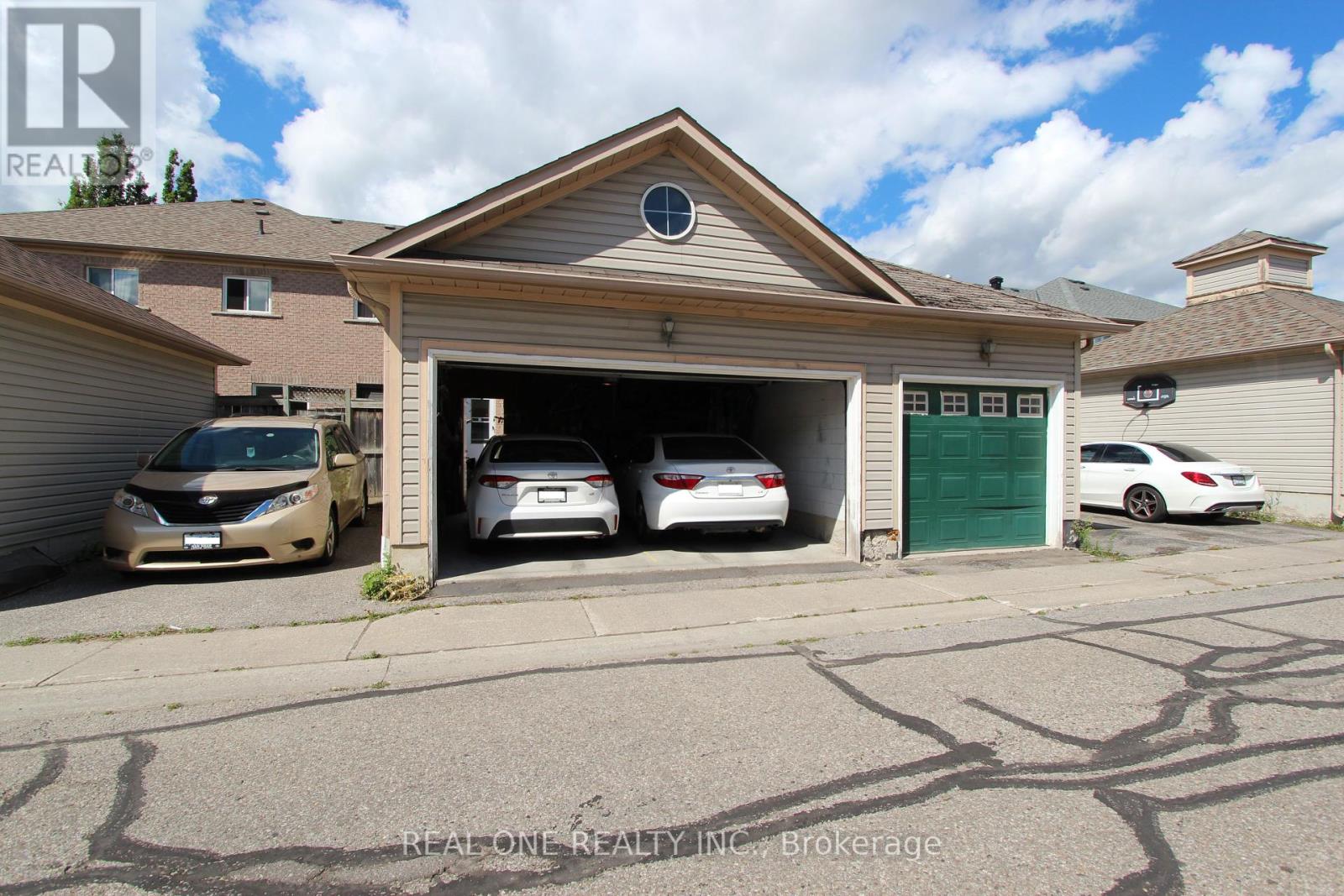 51 Forest Run Boulevard, Vaughan (Patterson), Ontario  L4K 5J7 - Photo 27 - N12363901
