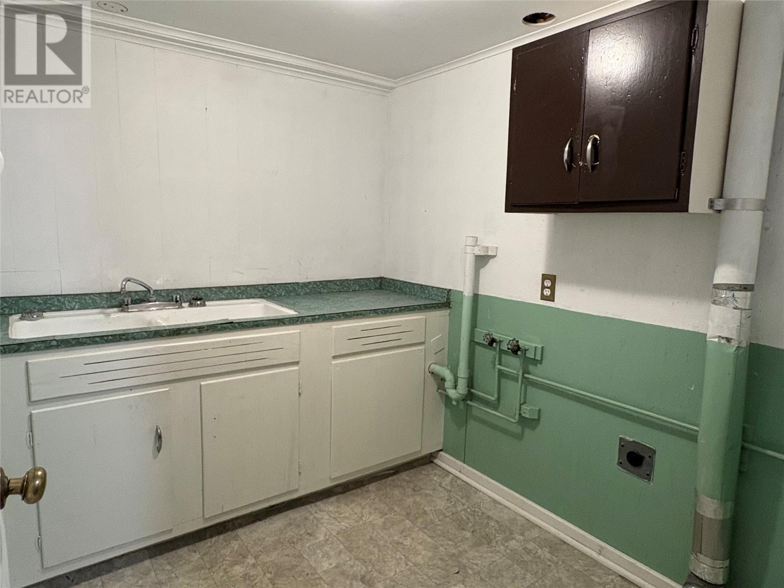 2 Pleasant Avenue, Stephenville, Newfoundland & Labrador  A2N 1S1 - Photo 27 - 1289680