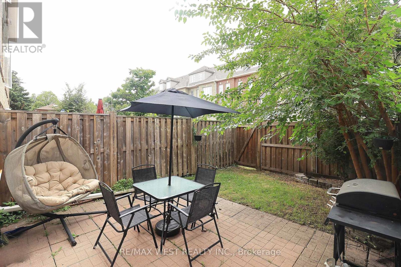 8 James Stock Path, Toronto, Ontario  M8Z 6C6 - Photo 24 - W12363898