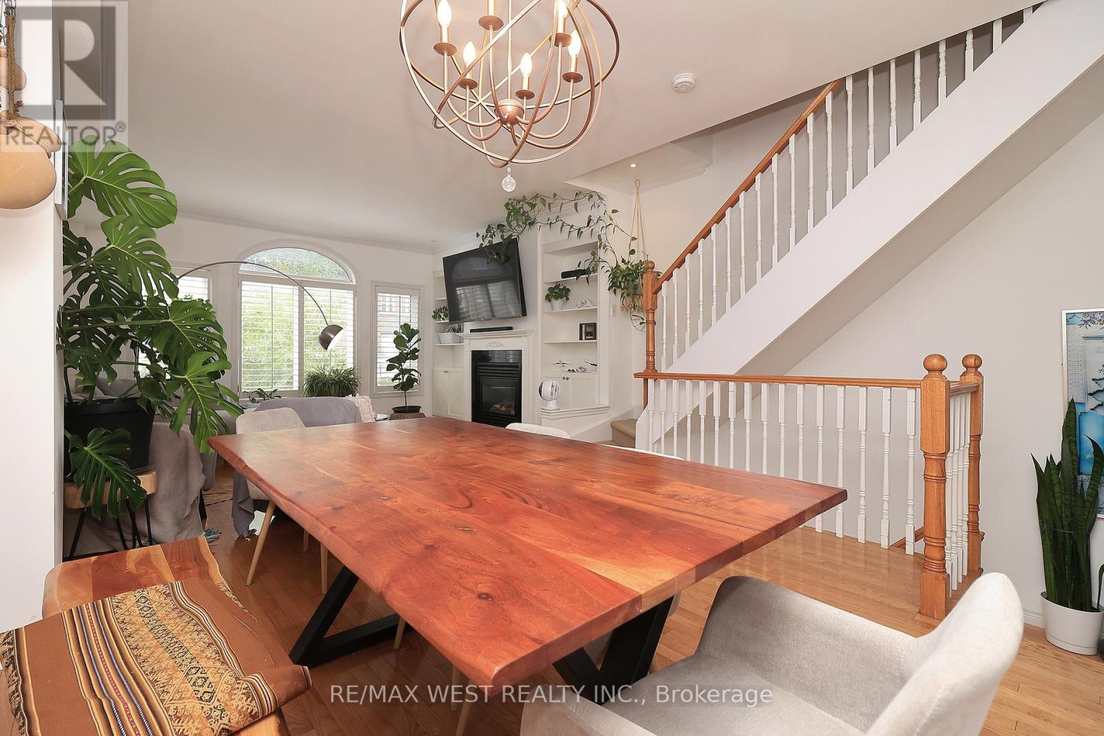 8 James Stock Path, Toronto, Ontario  M8Z 6C6 - Photo 7 - W12363898