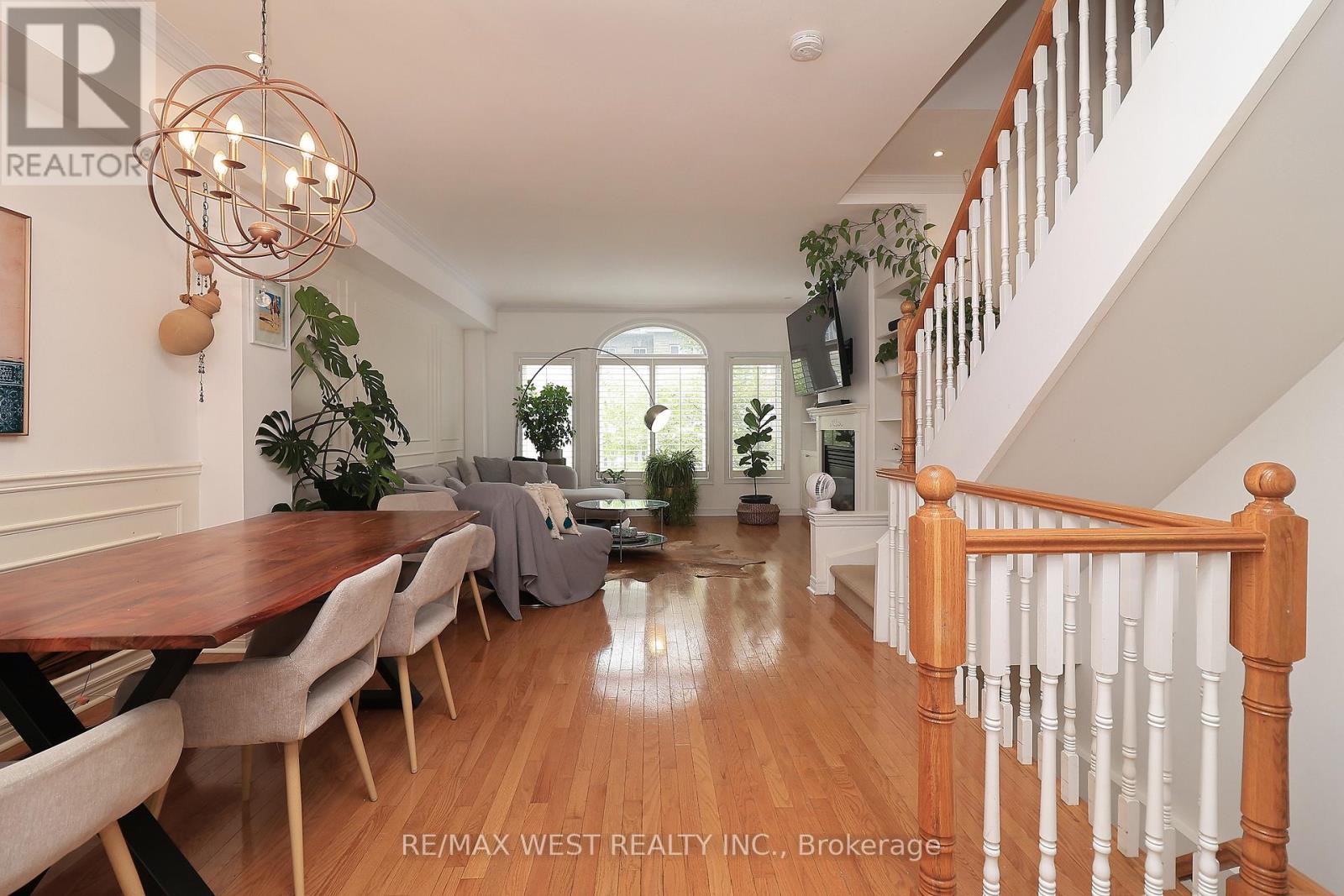 8 James Stock Path, Toronto, Ontario  M8Z 6C6 - Photo 9 - W12363898