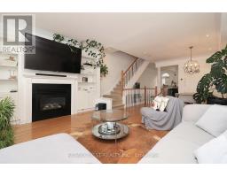 8 JAMES STOCK PATH, Toronto, Ontario