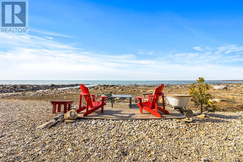 61 Wahbezee Drive, Native Leased Lands, Ontario  N0H 2G0 - Photo 4 - X12363711