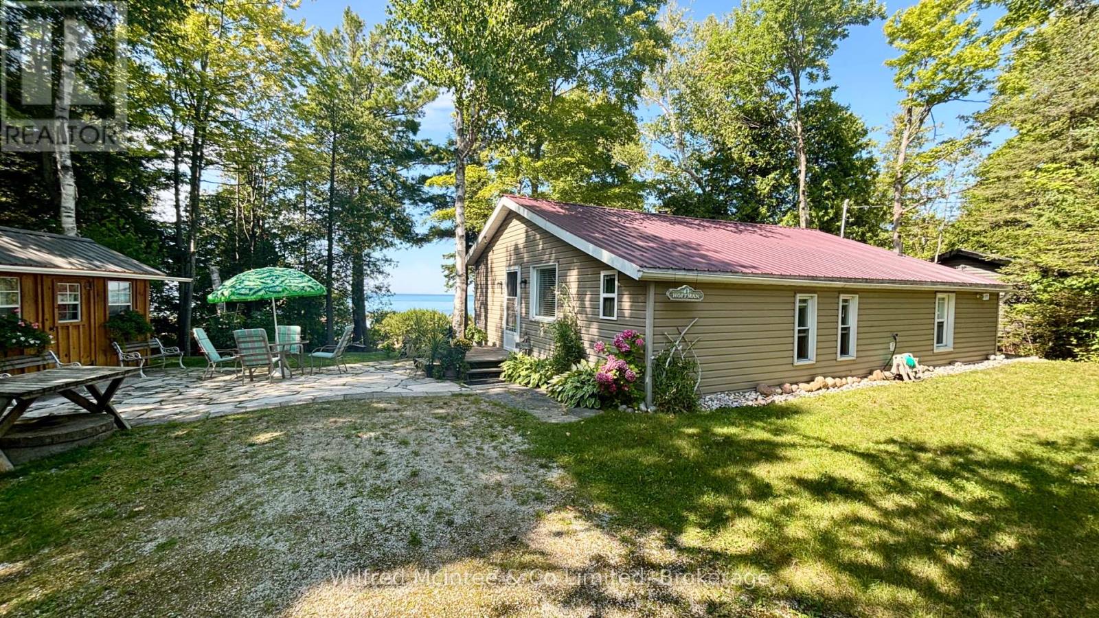 61 Wahbezee Drive, Native Leased Lands, Ontario  N0H 2G0 - Photo 3 - X12363711
