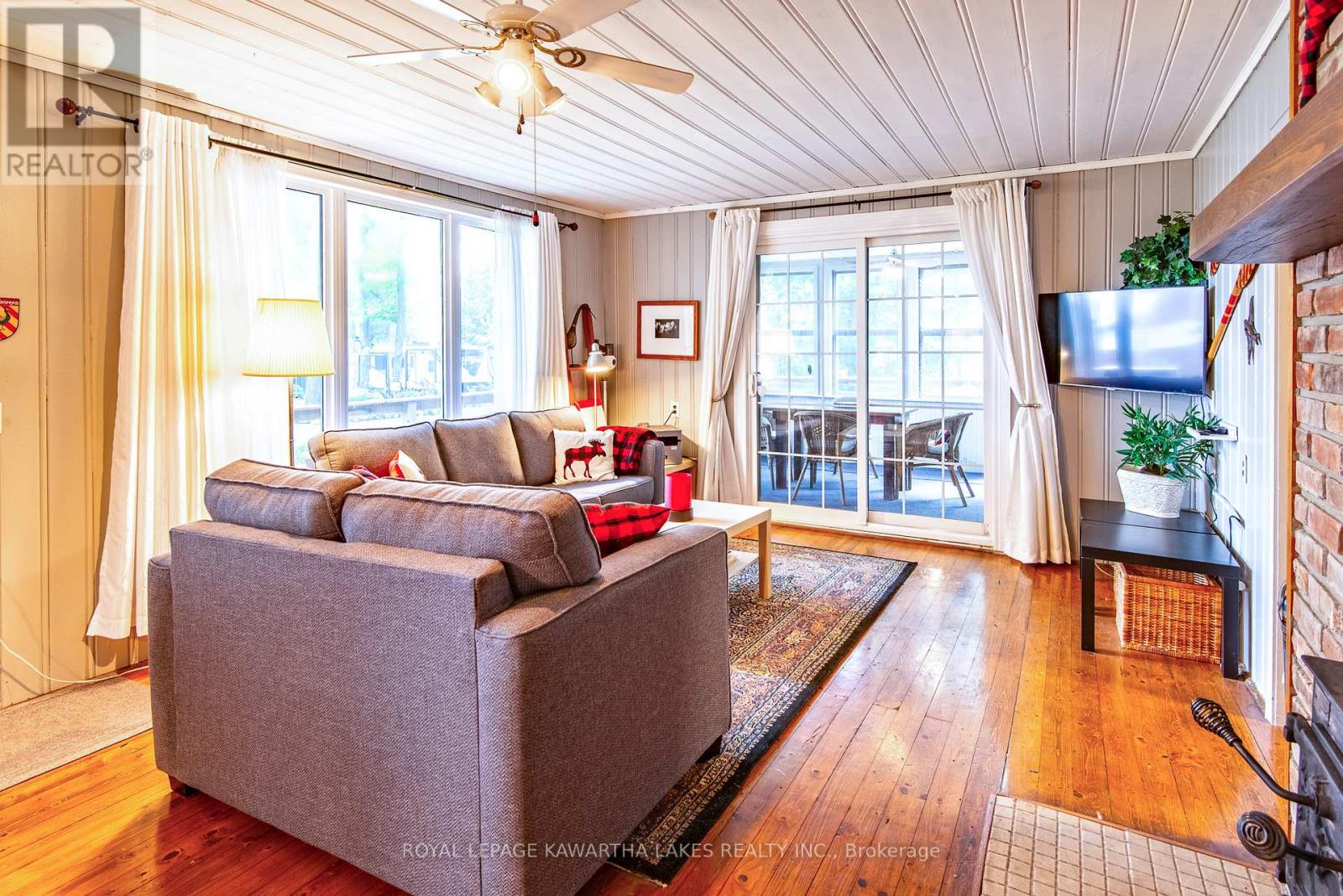 130 Driftwood Village Drive, Kawartha Lakes (Bexley), Ontario  K0M 1K0 - Photo 6 - X12363936