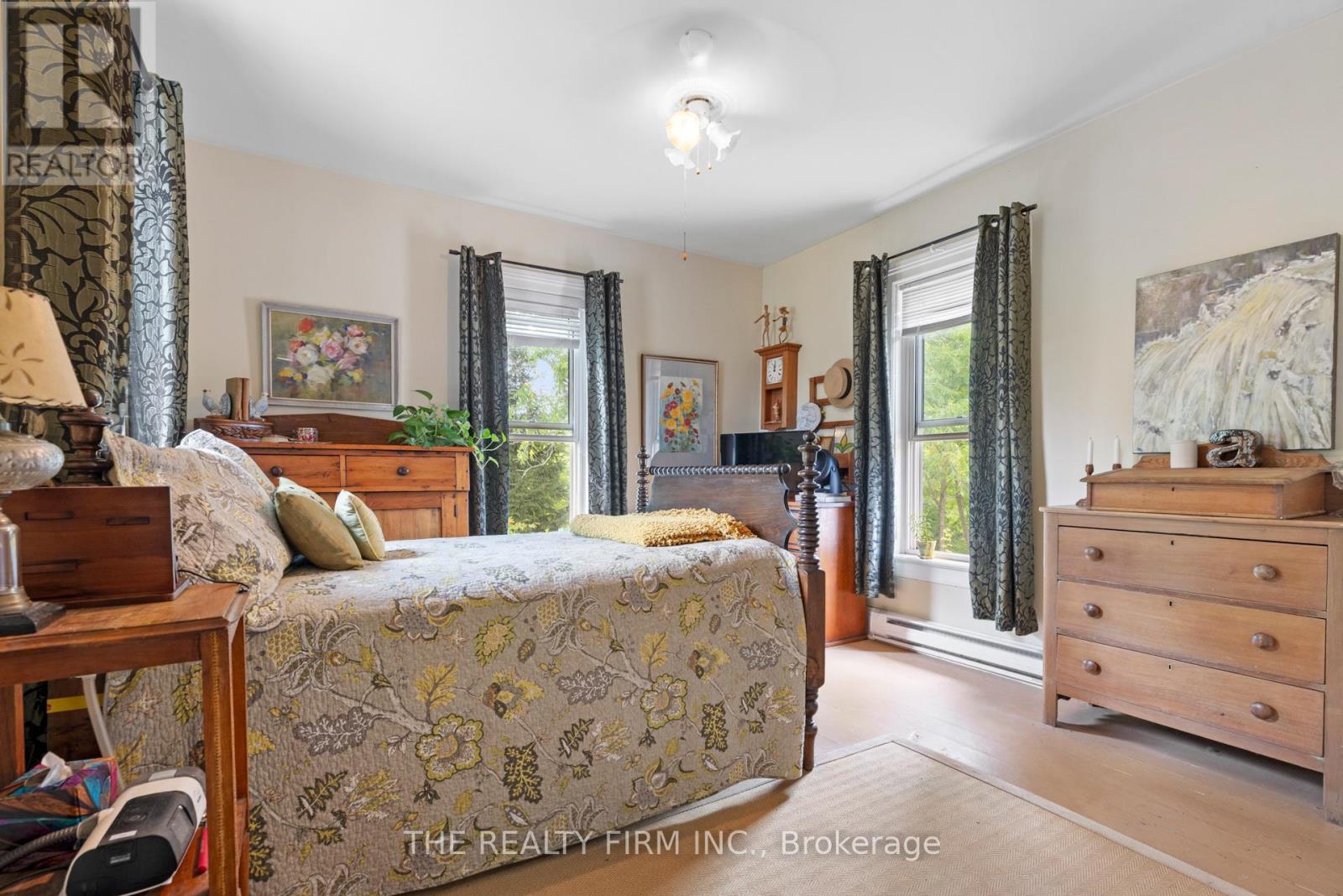 9785 John Street N, Southwold, Ontario  N0L 2E0 - Photo 24 - X12363928