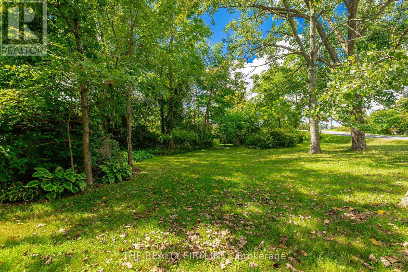 9785 John Street N, Southwold, Ontario  N0L 2E0 - Photo 30 - X12363928