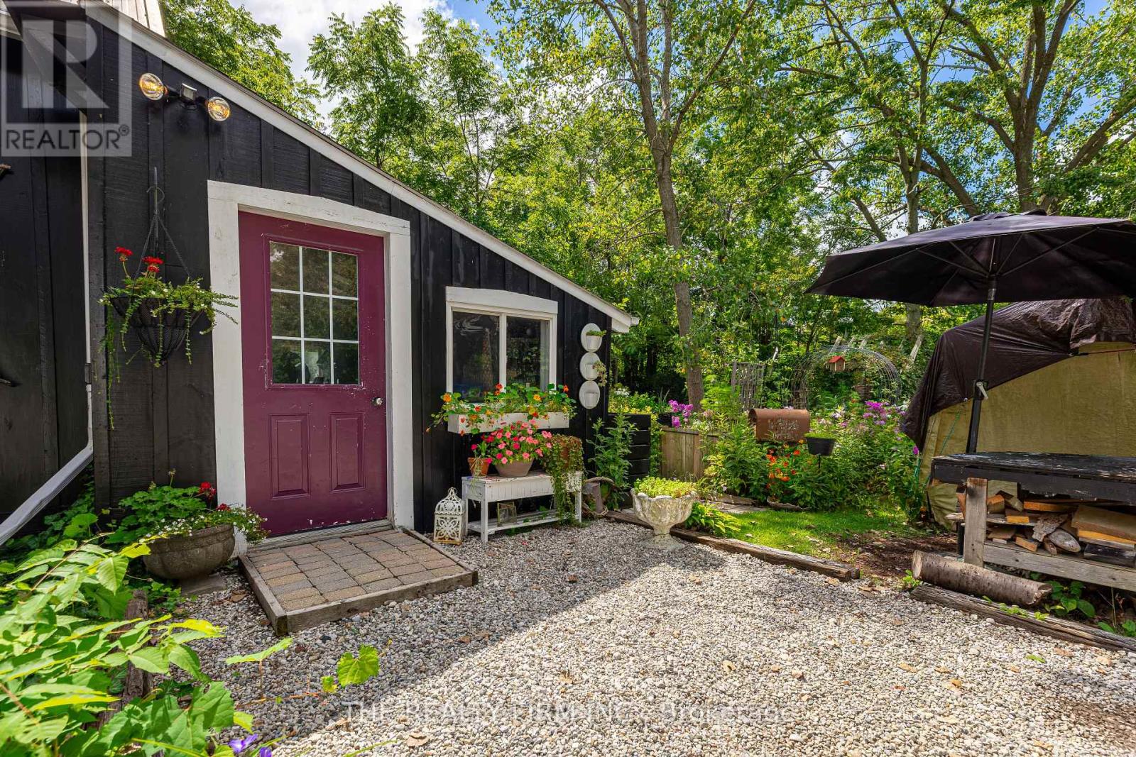 9785 John Street N, Southwold, Ontario  N0L 2E0 - Photo 31 - X12363928