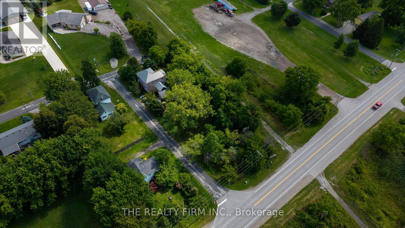 9785 John Street N, Southwold, Ontario  N0L 2E0 - Photo 35 - X12363928