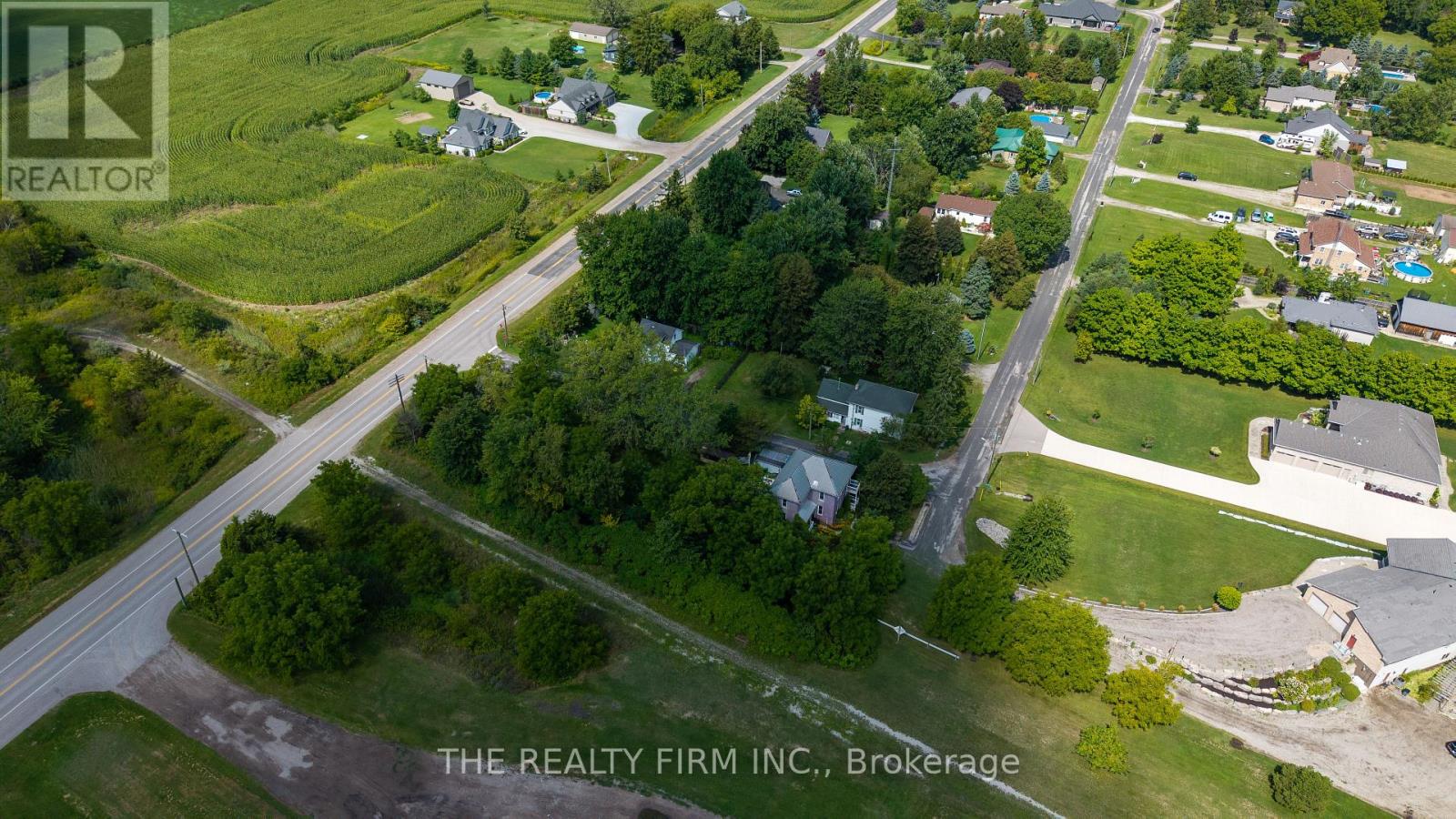 9785 John Street N, Southwold, Ontario  N0L 2E0 - Photo 38 - X12363928