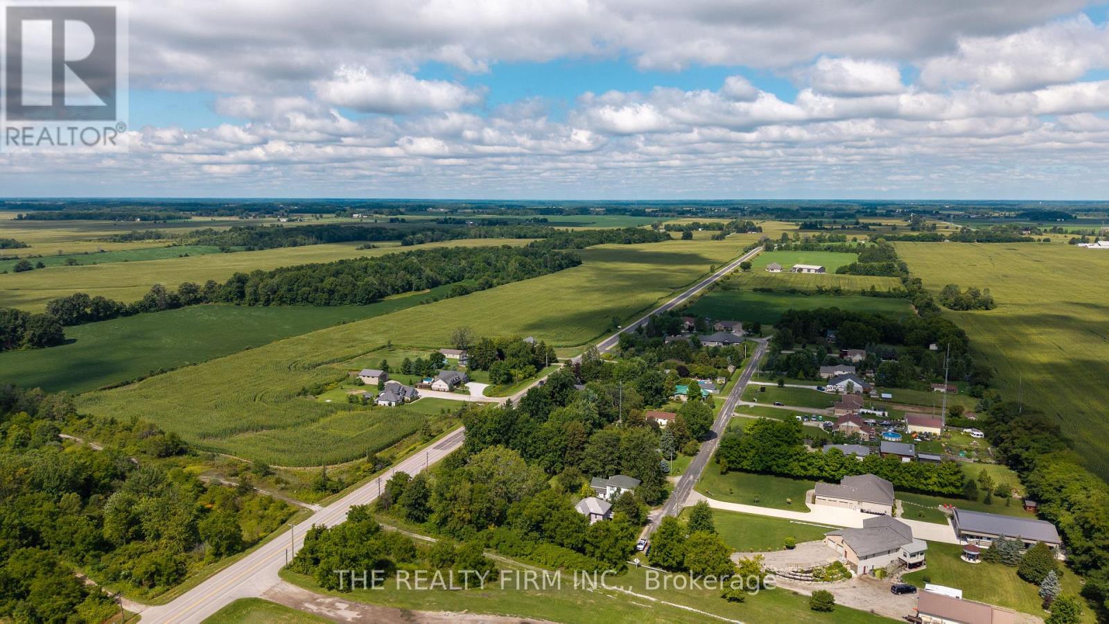 9785 John Street N, Southwold, Ontario  N0L 2E0 - Photo 39 - X12363928